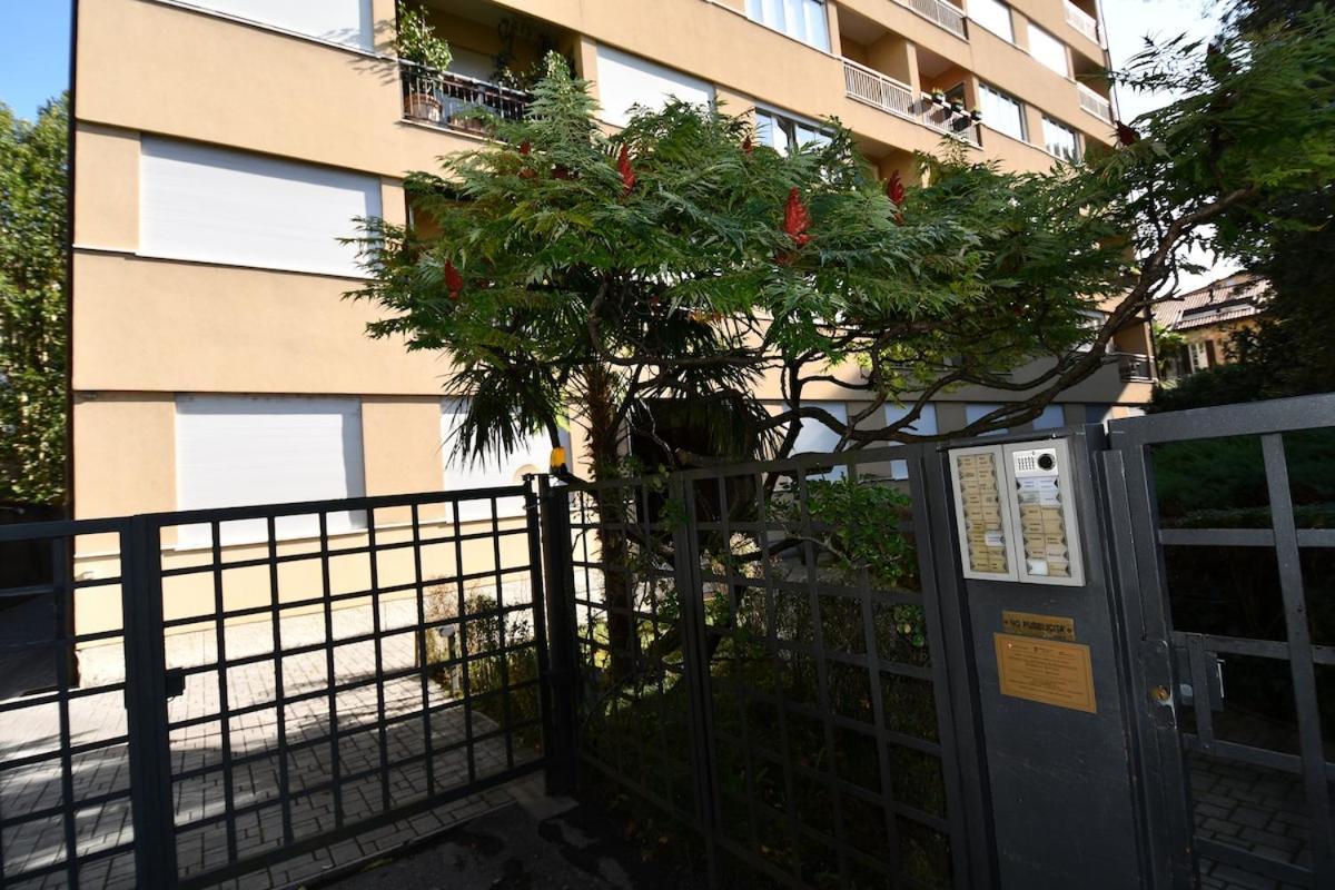 Appartamento Lago Blu - Como Luaran gambar